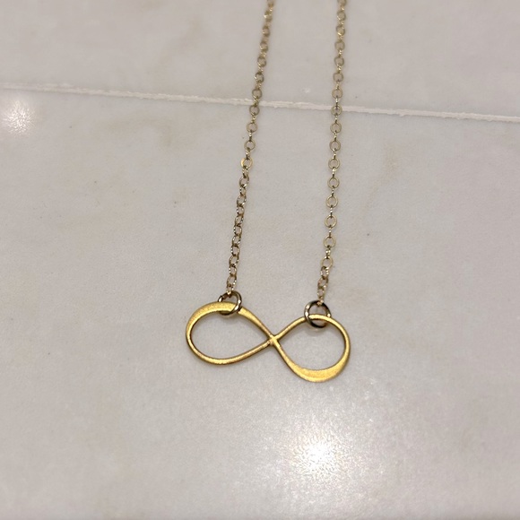 Infinity Loop Pendant Necklack - Picture 3 of 3